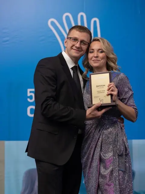 Анастасия Благова с дипломом «Гигант сети» Слетать.ру