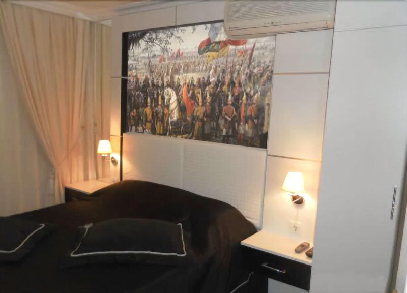 Hotel La White