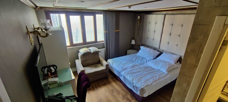Diamond Royal Hotel